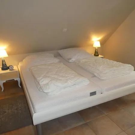 Дом отдыха With 2 Bedrooms Норддайх